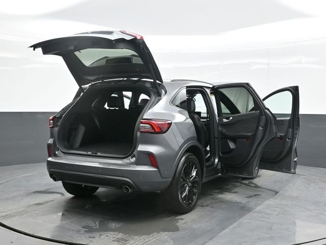 Used 2024 Gray Ford ST-Line Elite image 29