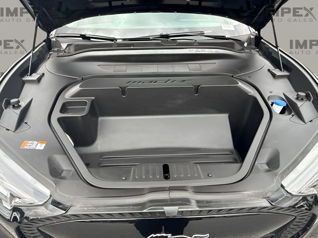Used 2025 Black Ford Select image 19