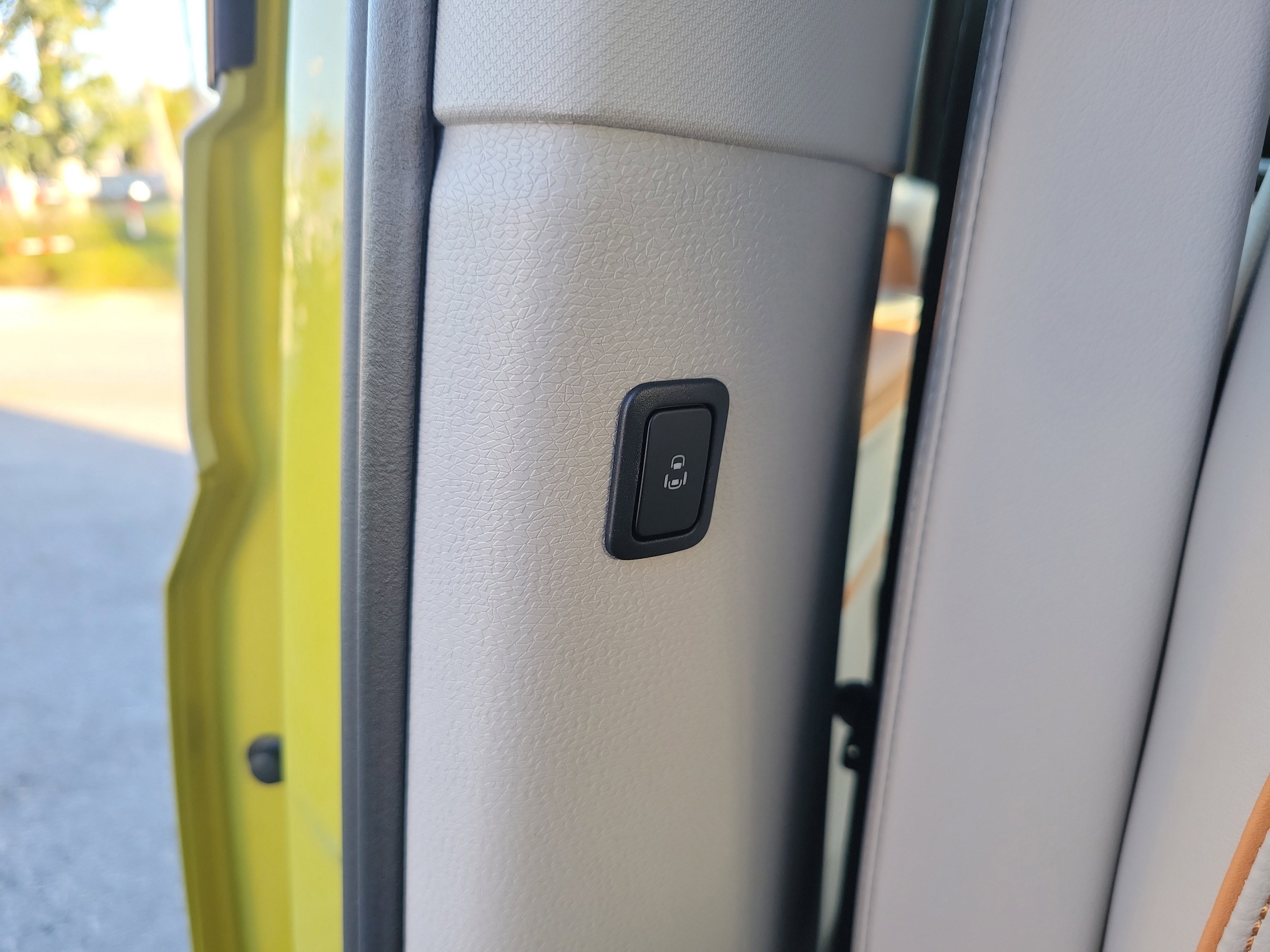 2025 Volkswagen ID. Buzz 1st Edition - Photo 8
