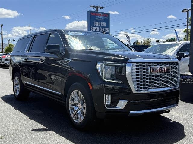 2023 GMC Yukon Denali AWD's photo