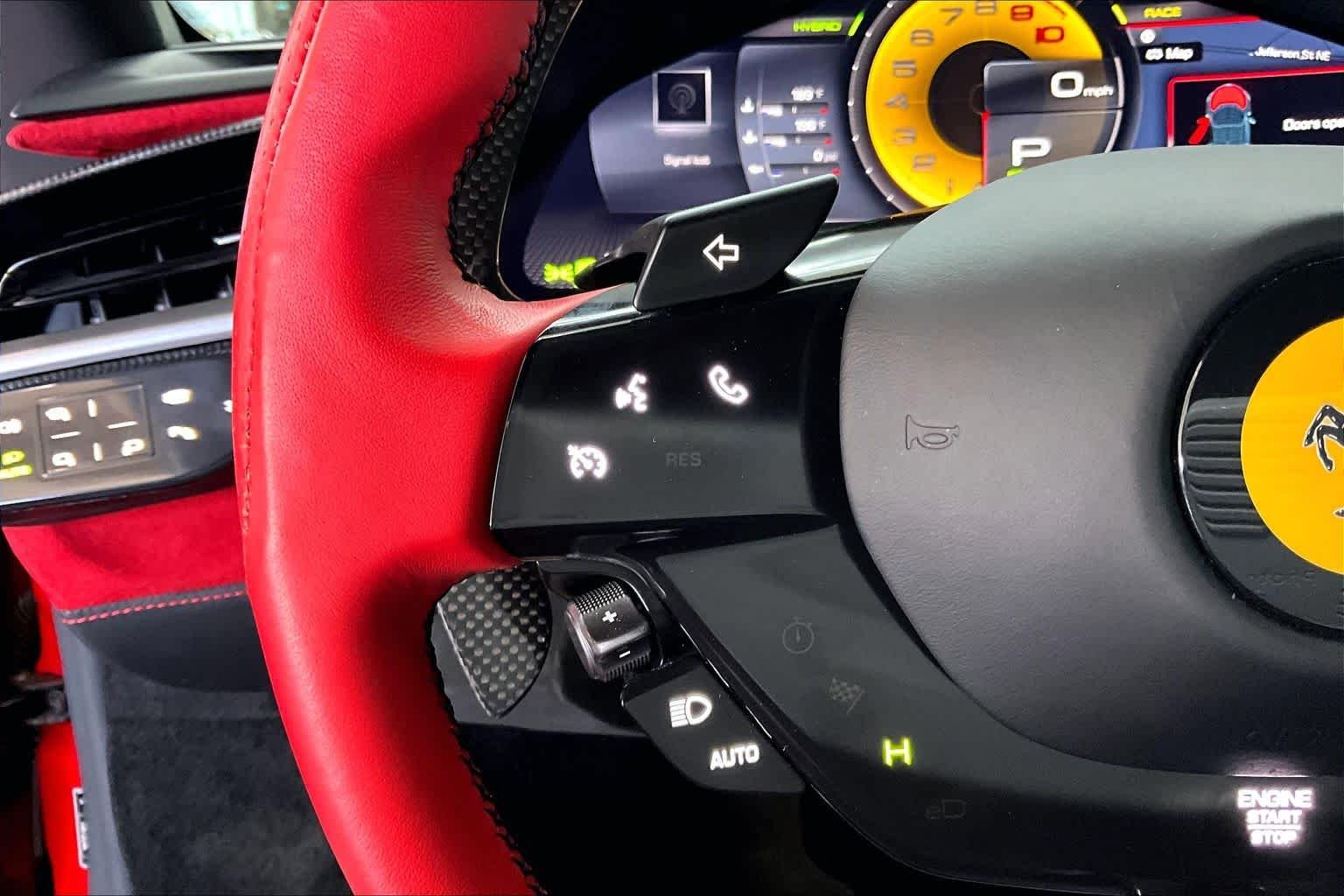 Used 2021  Ferrari  image 34