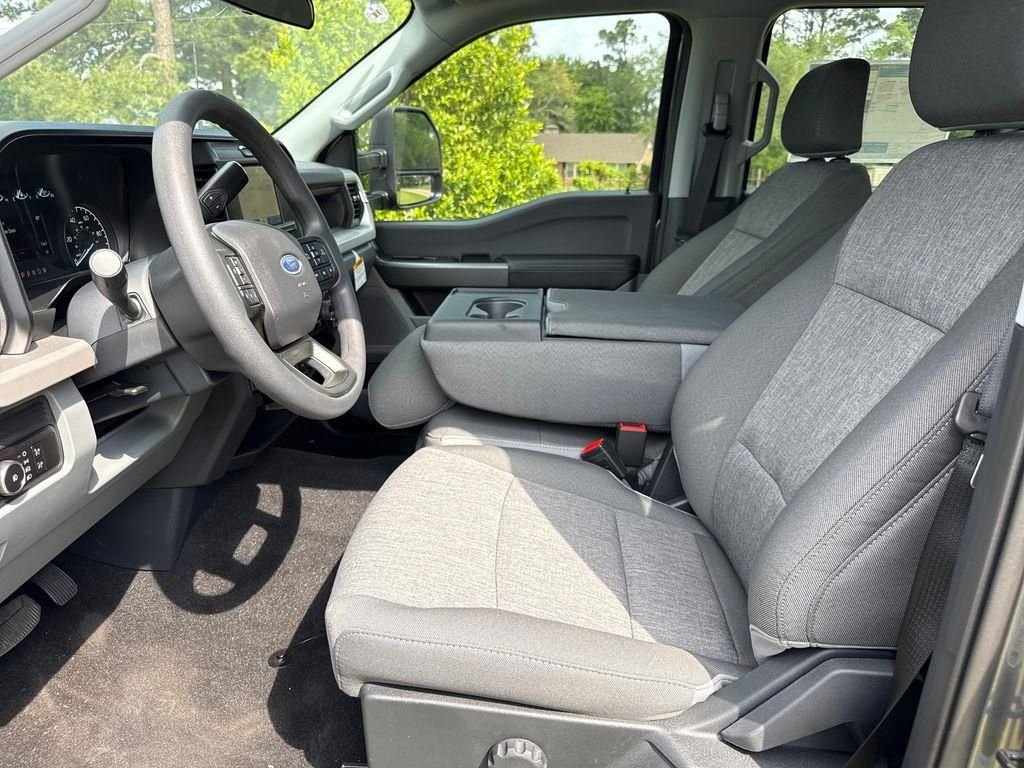 New 2026 Carbonized Gray Metallic Ford F-250® XL image 13