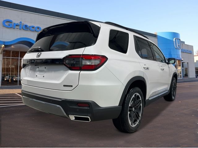 New 2026 Platinum White Pearl Honda Touring image 5