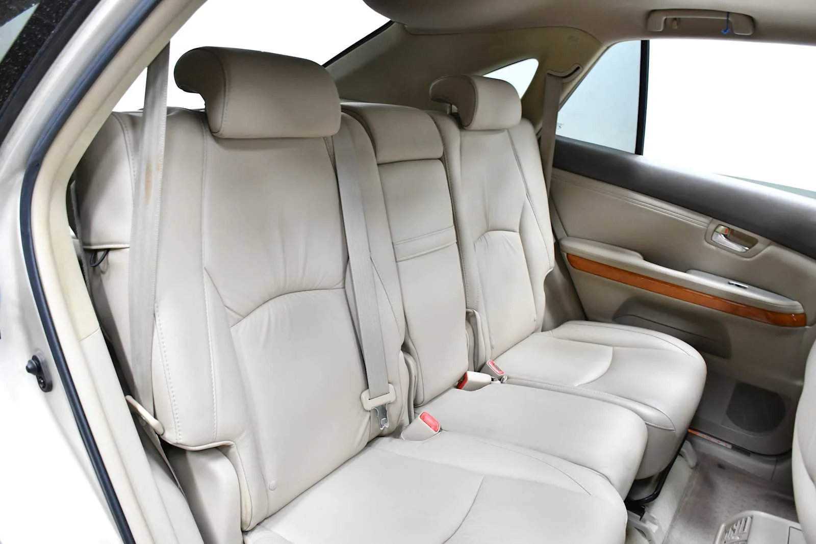 Used 2007 Savannah Metallic Lexus  image 21