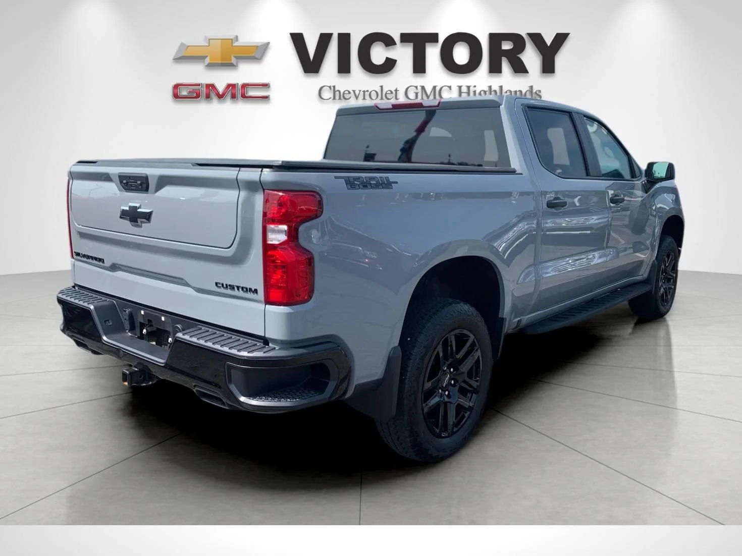 Used 2025 Slate Gray Metallic Chevrolet Custom Trail Boss image 3