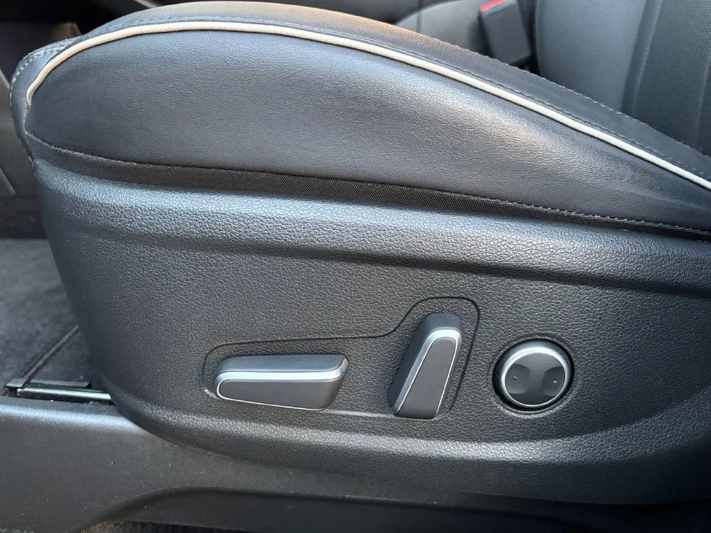 Used 2025 Gray Hyundai XRT image 32