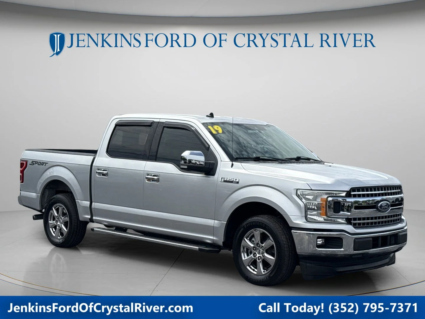 Used 2019 Ingot Silver Metallic Ford XLT image 1