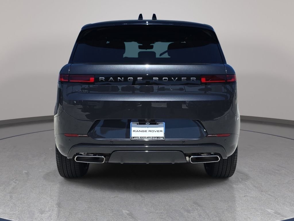New 2026 Carpathian Grey Land Rover Dynamic SE image 6