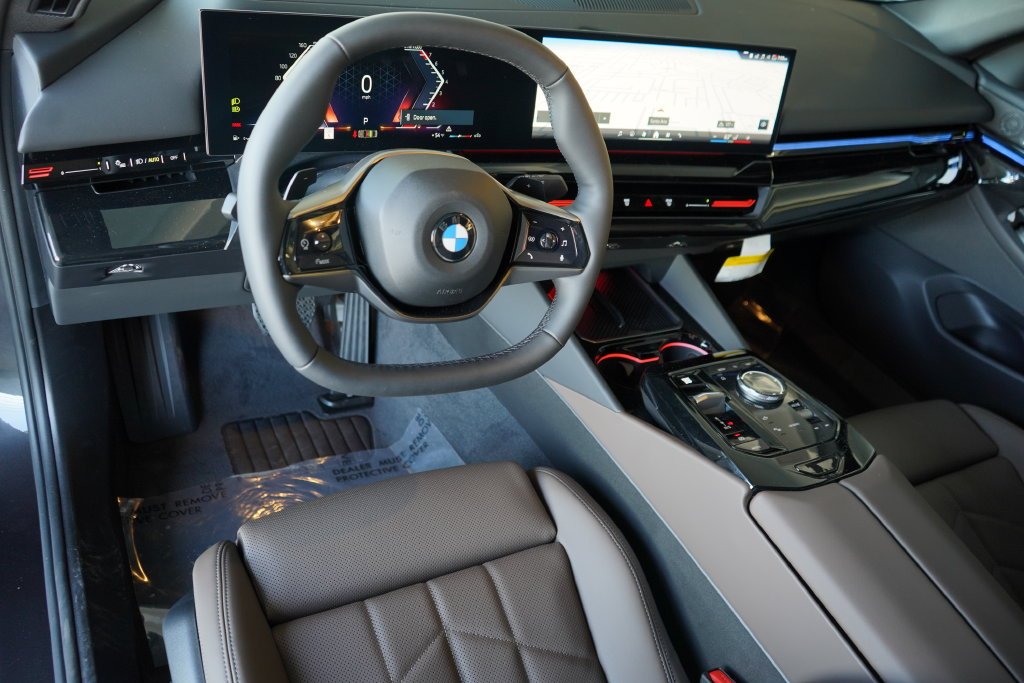 Used 2026 Dark Graphite BMW 530i image 13