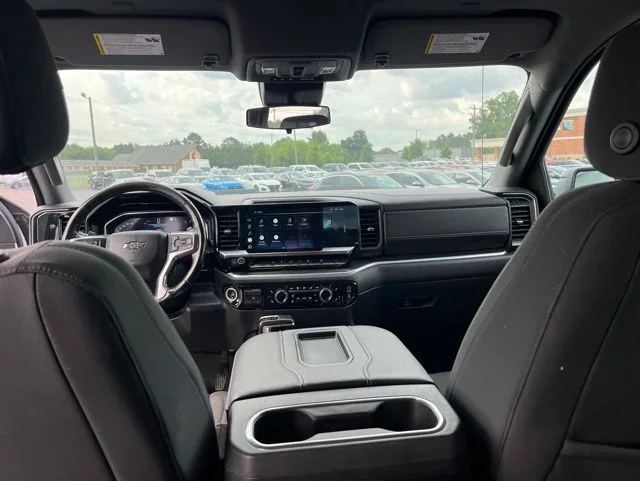 Used 2022 White Chevrolet LT Trail Boss image 13