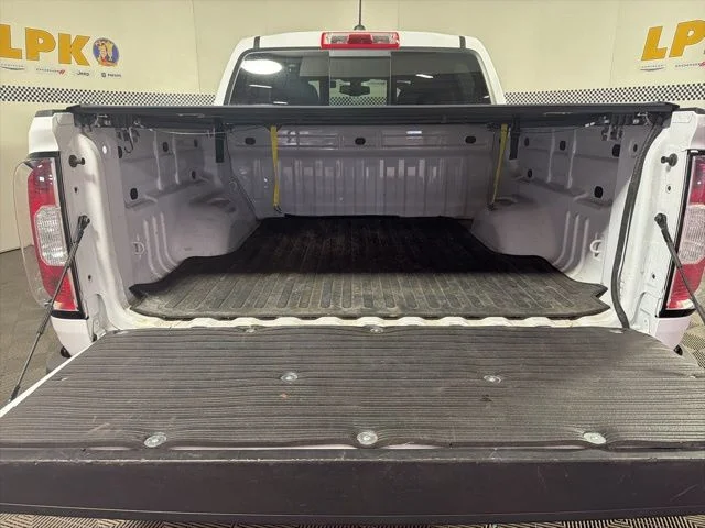 Used 2022 Summit White GMC Elevation image 6