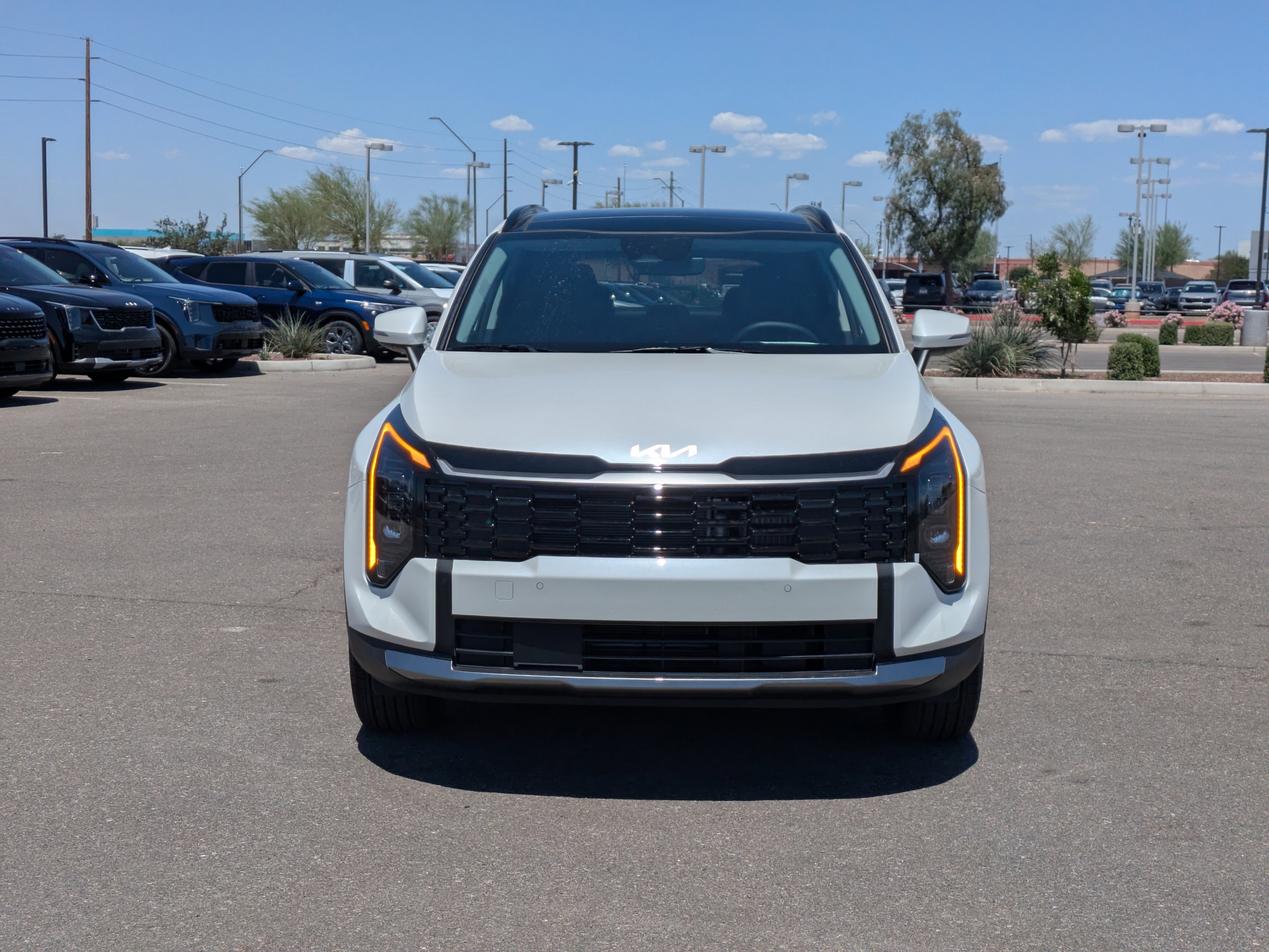 New 2026 Snow White Pearl Kia EX image 8