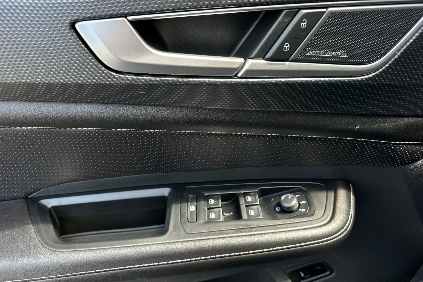 New 2026 Gray Volkswagen 2.0T SEL Premium R-Line image 9