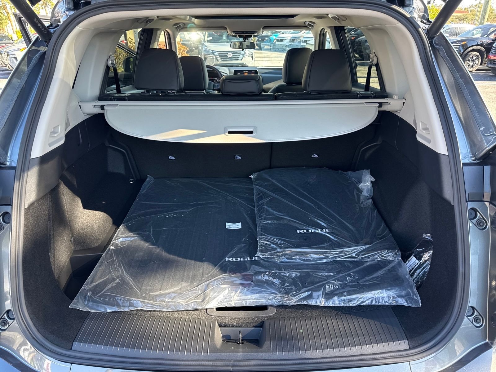 New 2026 Nissan Rogue Dark Armor 4D Sport Utility