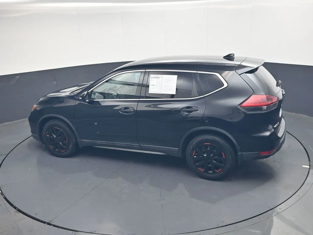 Used 2020 Black Nissan S image 36