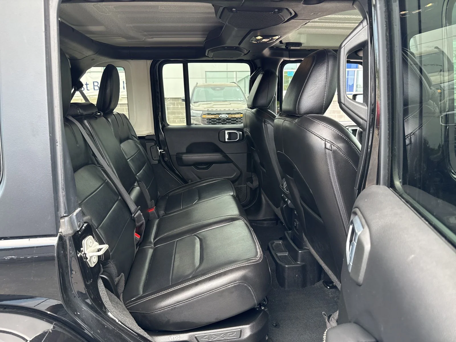 Used 2023 Black Clearcoat Jeep Sahara 4xe image 11