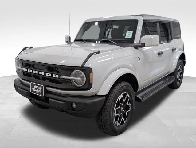New 2026 Avalanche Gray Ford Outer Banks® image 48