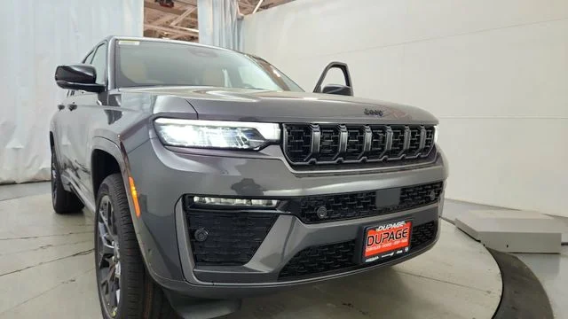 New 2026 Baltic Gray Metallic Clear-Coat Exterior Paint Jeep Summit image 16