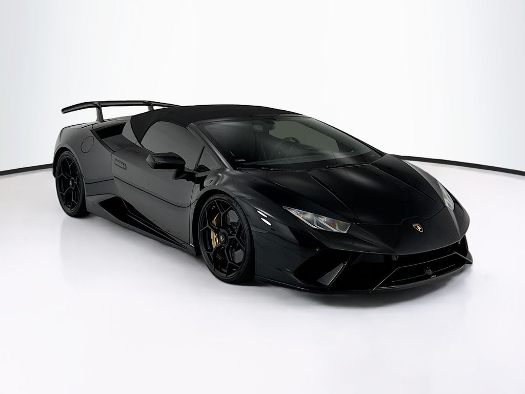 Used 2018 Nero Noctis Lamborghini Performante image 11