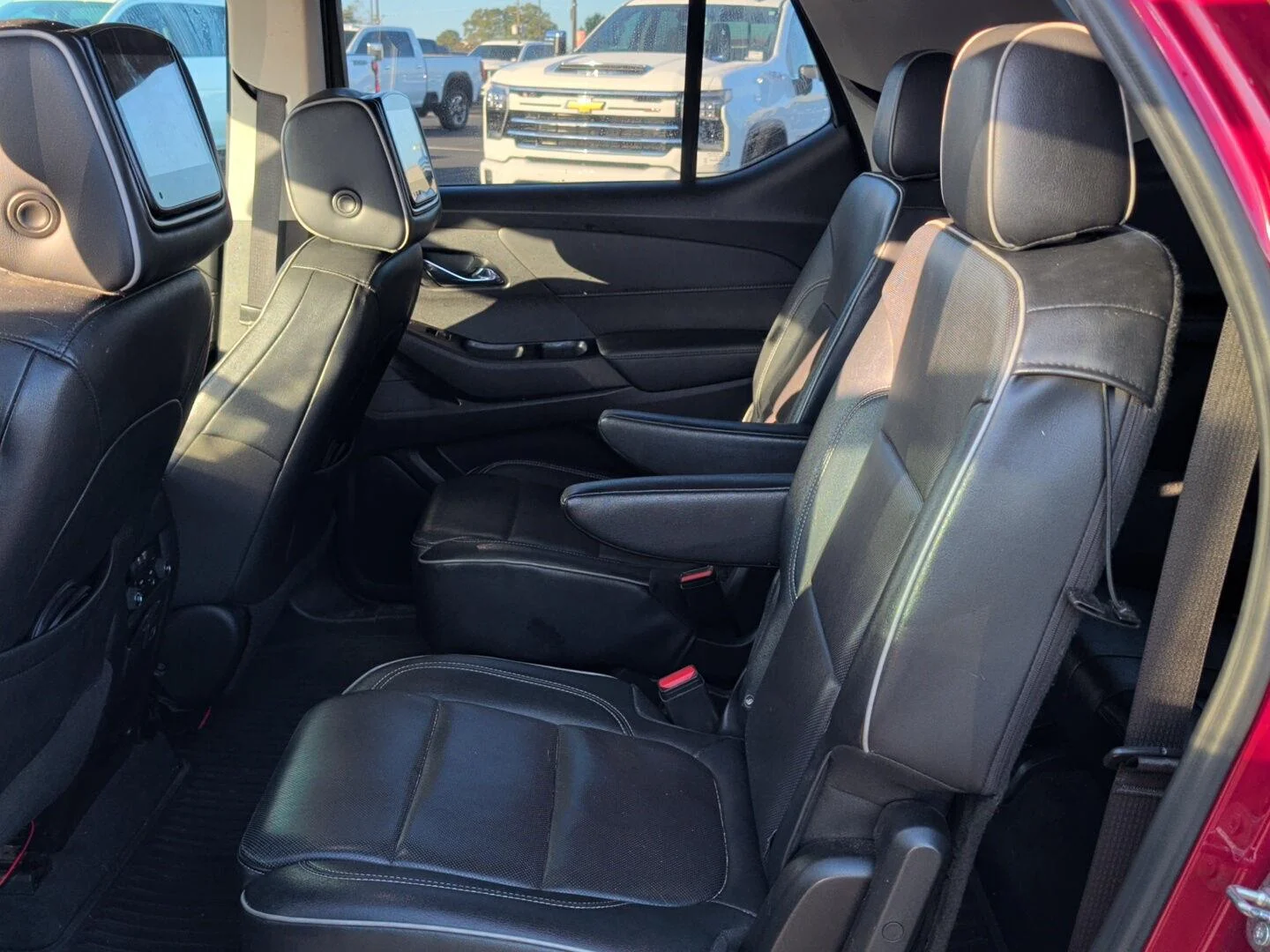 Used 2020 Cajun Red Tintcoat Chevrolet High Country image 10