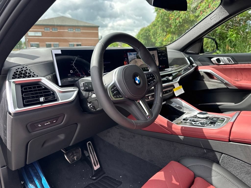 New 2027 Dravit Grey Metallic BMW M60i image 16
