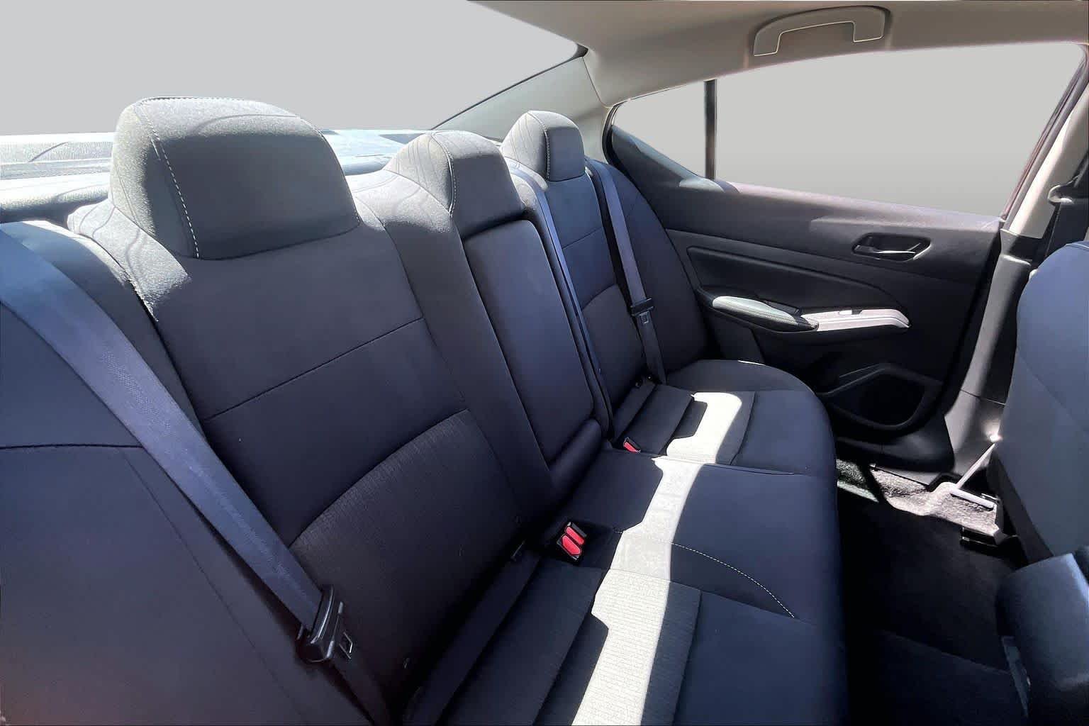 Used 2025 Super Black Nissan SV image 18