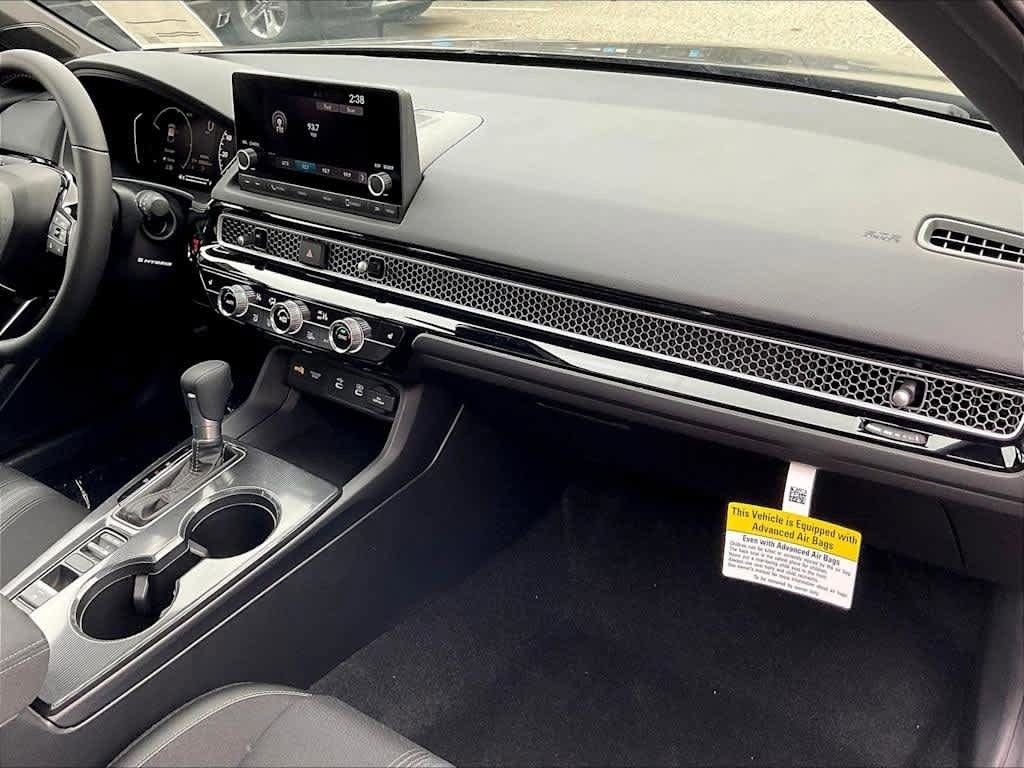 2026 Honda Civic Hybrid — photo 10