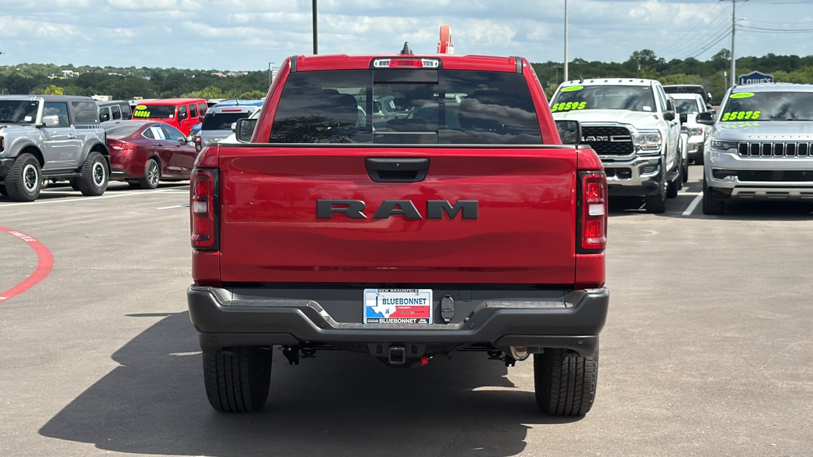 New 2026 Molten Red Pearl-Coat Exterior Paint RAM Tradesman image 6