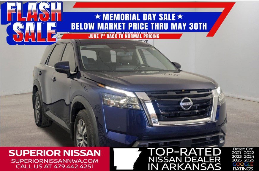 2022 Nissan Pathfinder SL 2WD's photo