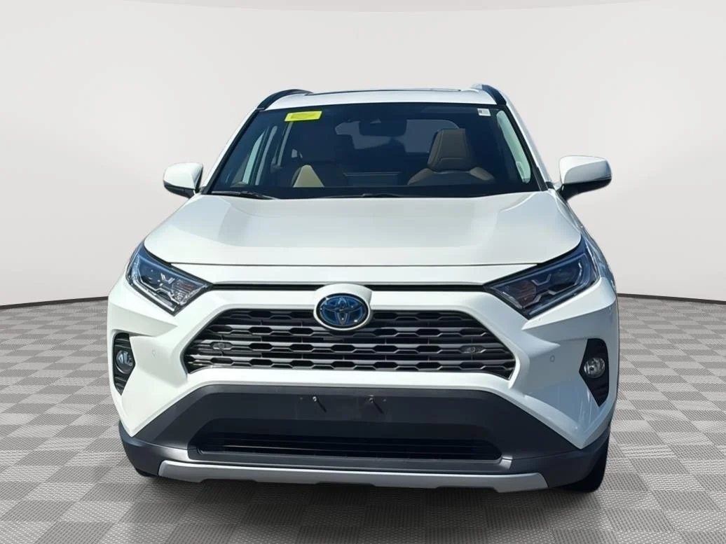 Used 2020 Blizzard Pearl Toyota Limited image 2