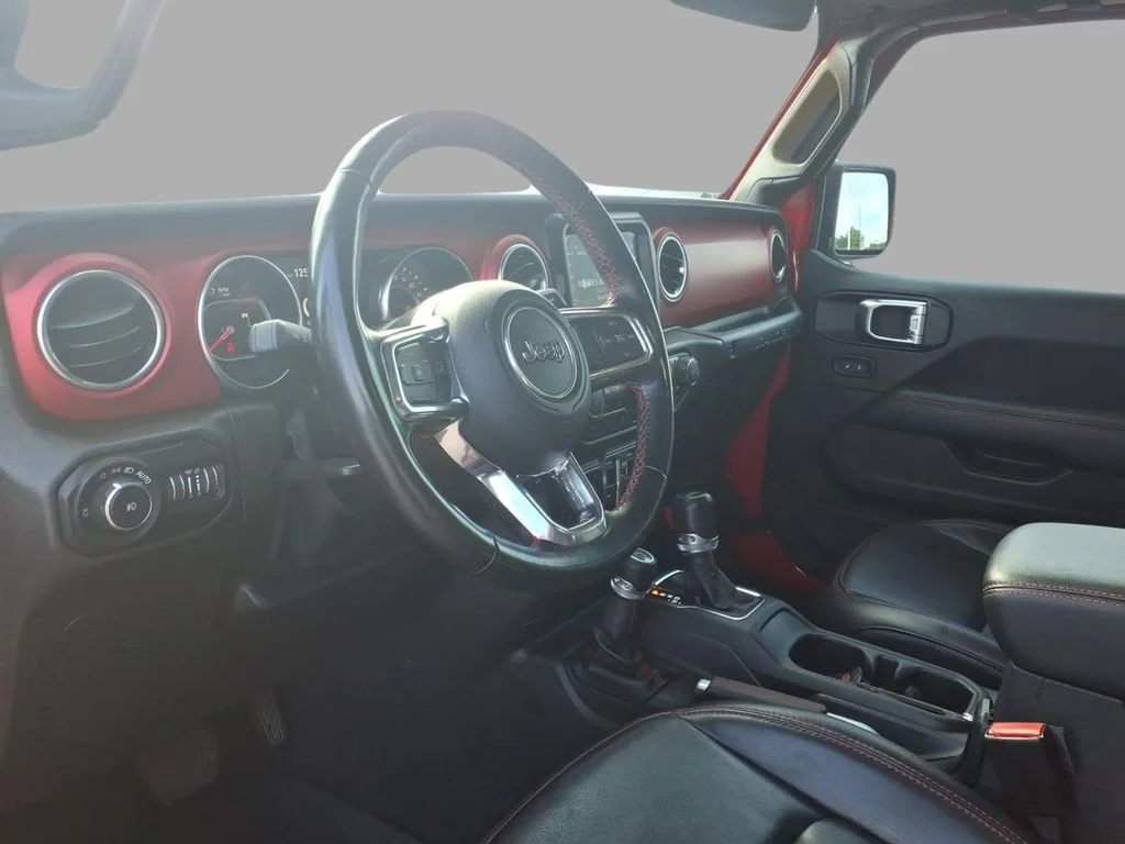Used 2021 Red Jeep Unlimited Rubicon image 18