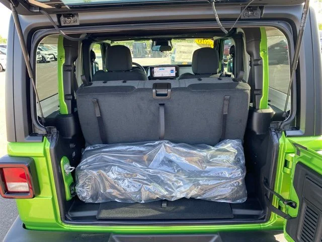 New 2026 Mojito Clear-Coat Exterior Paint Jeep Sport S image 13