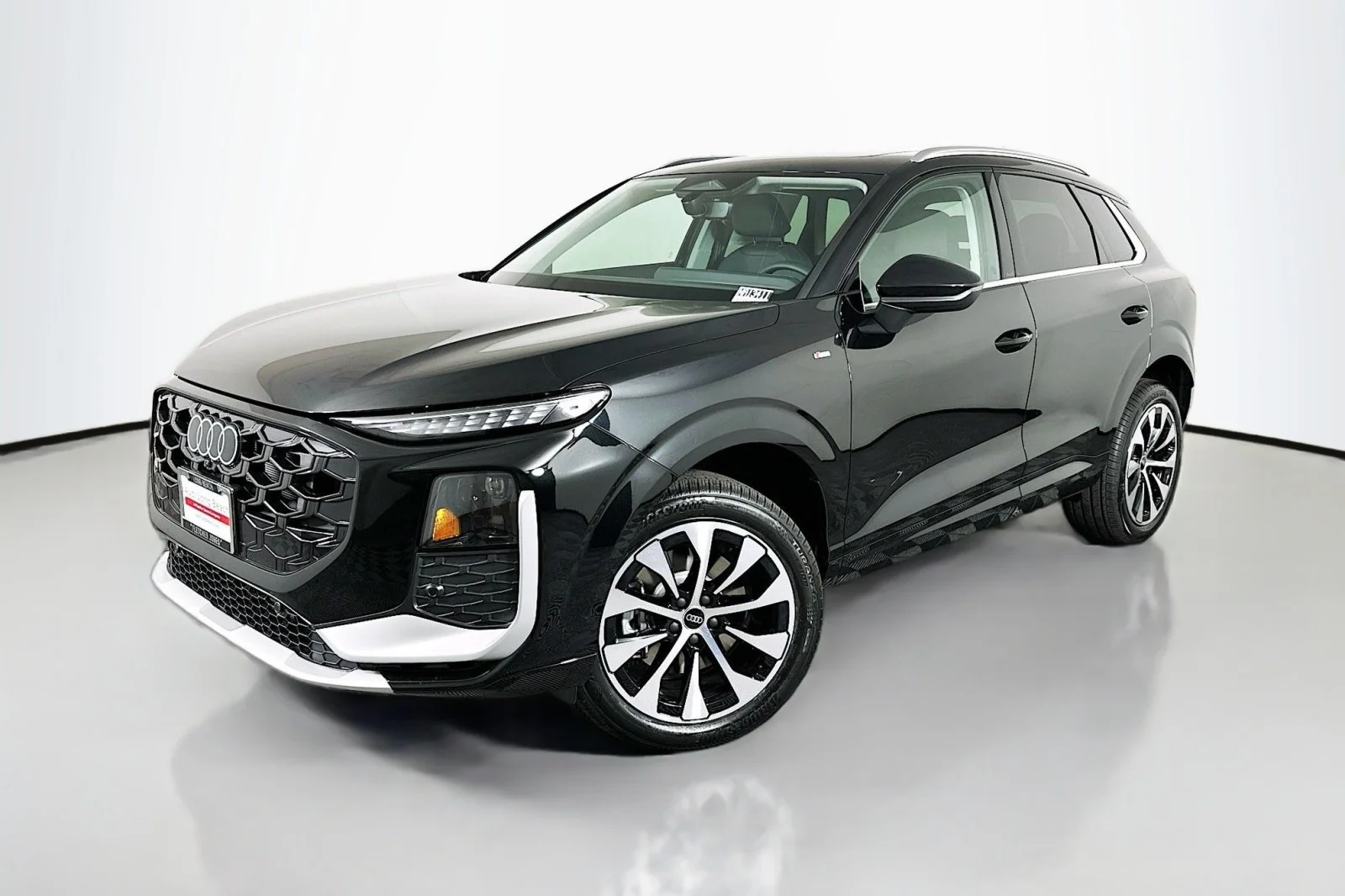 2026 Audi Q3 S line quattro's photo
