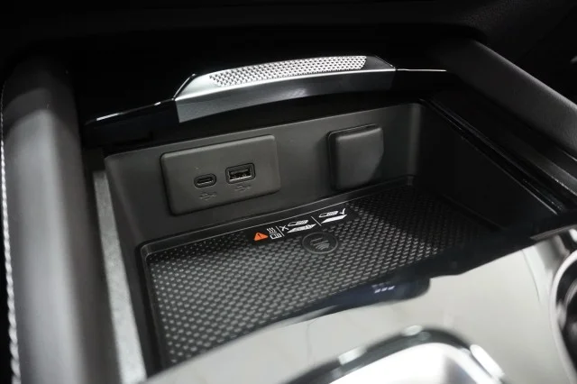 New 2026 Quartz Blue Metallic Buick Sport Touring image 33