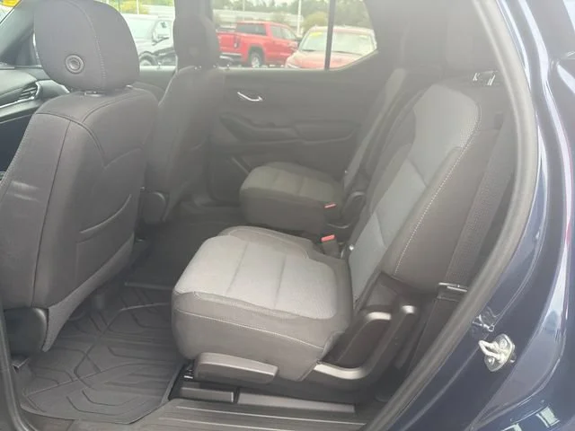 Used 2023 NORTHSKY BLUE METALLIC Chevrolet LT Cloth image 30