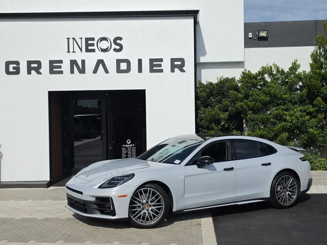 2024 Porsche Panamera 4