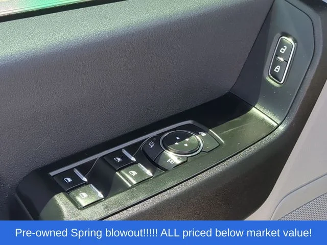 Used 2024 White Ford XL image 22