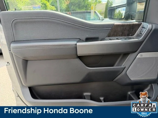 Used 2024 Gray Ford Lariat image 15