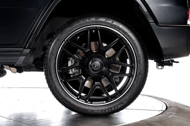 Used 2025 MANUFAKTUR Night Black Magno Mercedes-Benz G 63 AMG® image 17