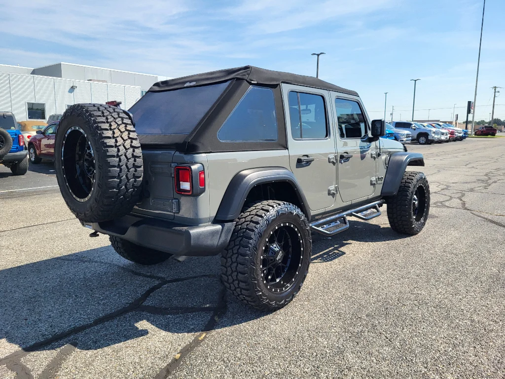 Used 2022 Sting-Gray Clearcoat Jeep Unlimited Sport image 6