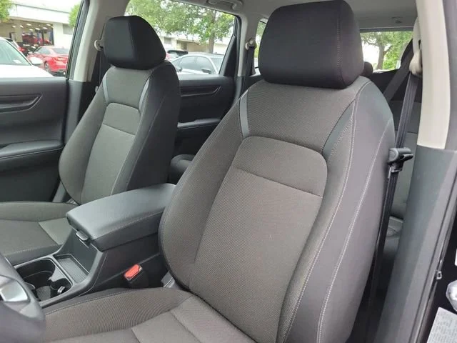 2023 Honda CR-V LX - Photo 18