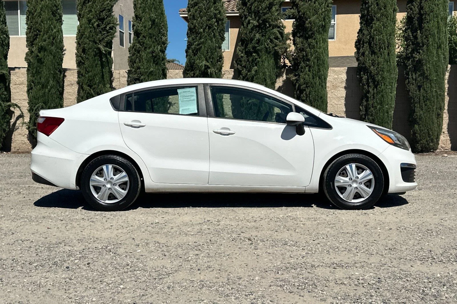 Used 2017 Clear White Kia LX image 3