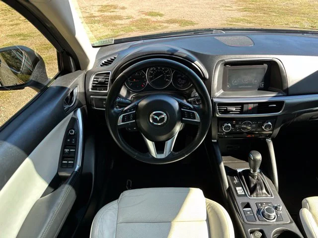 Used 2016 Deep Crystal Blue Mica Mazda Grand Touring image 29