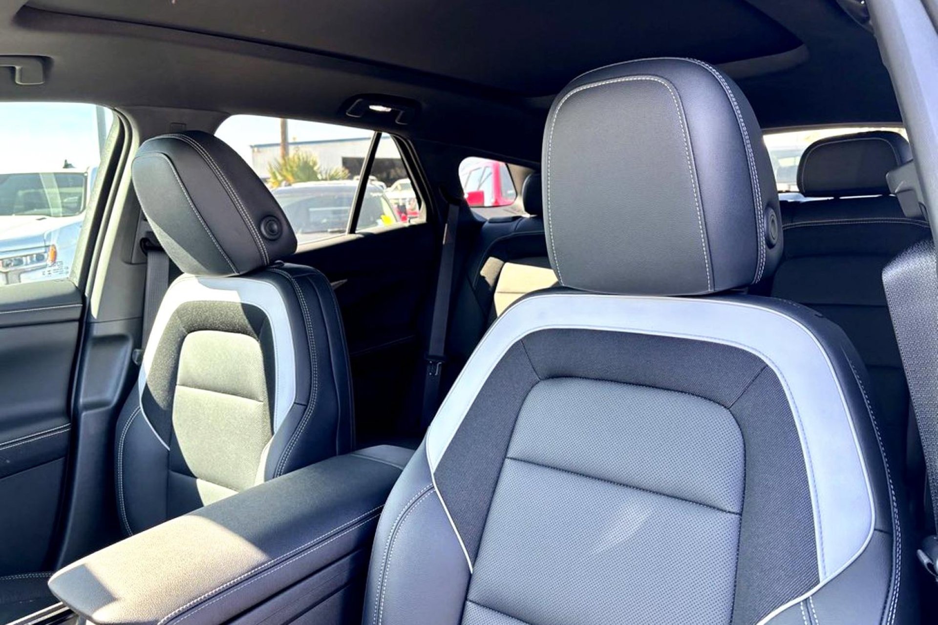 2025 Chevrolet Blazer EV LT - Photo 9