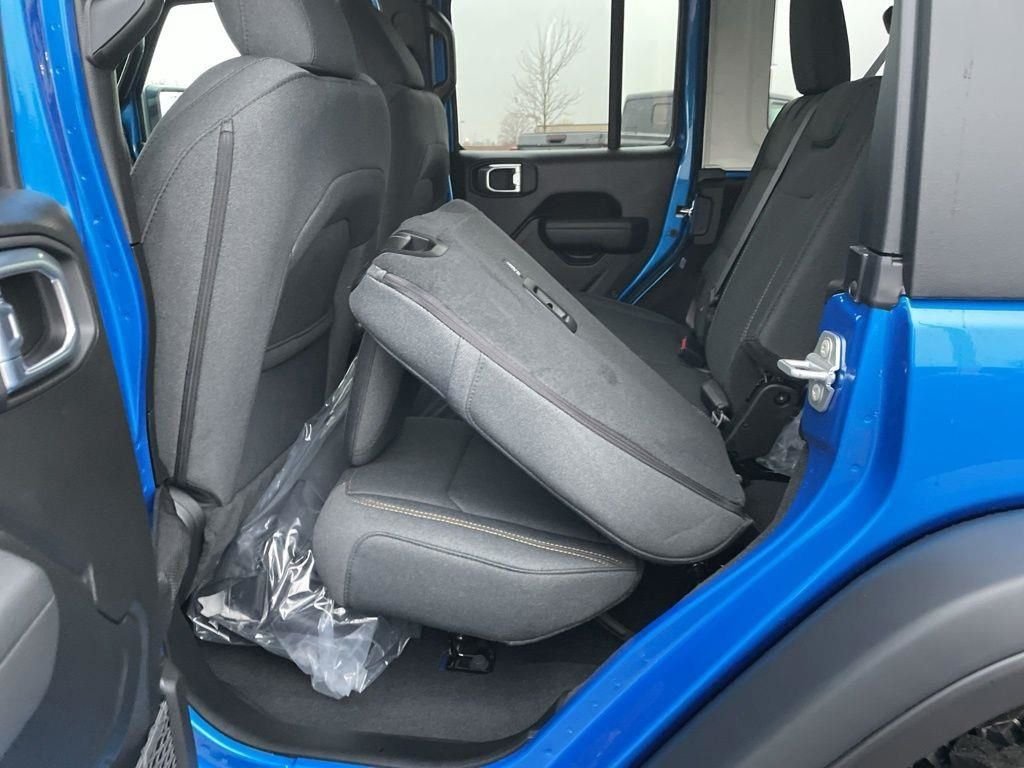 2026 Jeep Wrangler 4-Door Willys - Photo 32