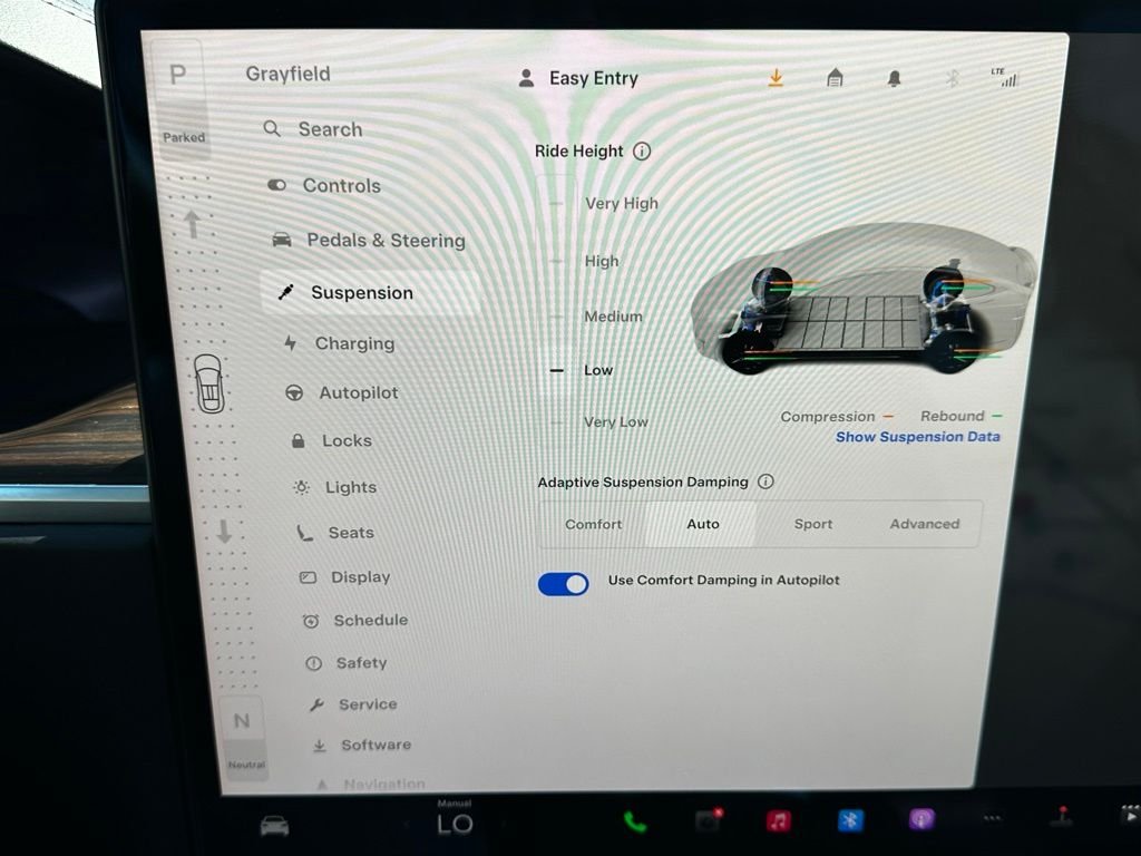 2024 Tesla Model X Long Range - Photo 22
