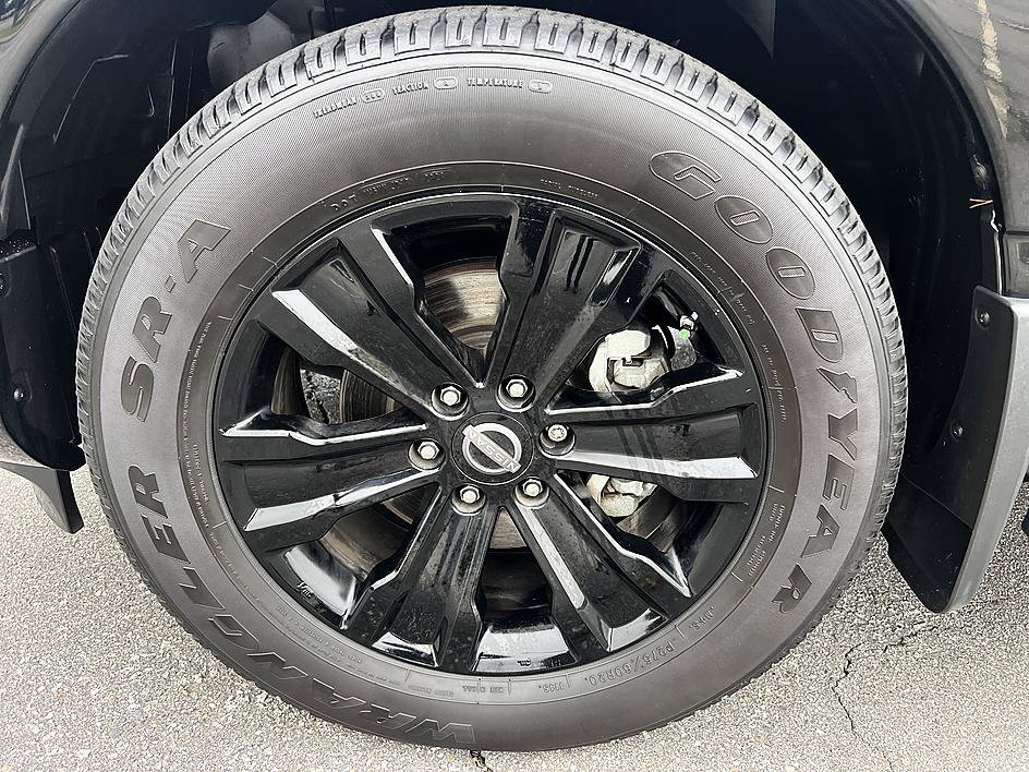 Used 2023 Super Black Nissan SV image 9