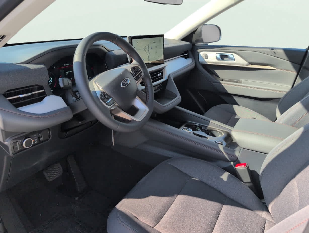New 2026 Carbonized Gray Metallic Ford Active w/200A Pkg image 8
