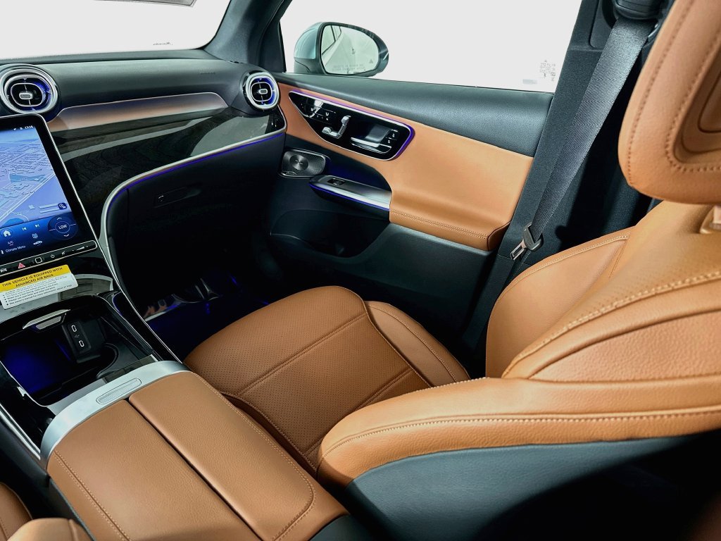 New 2027 Cirrus Silver Metallic Mercedes-Benz GLC 300 image 25