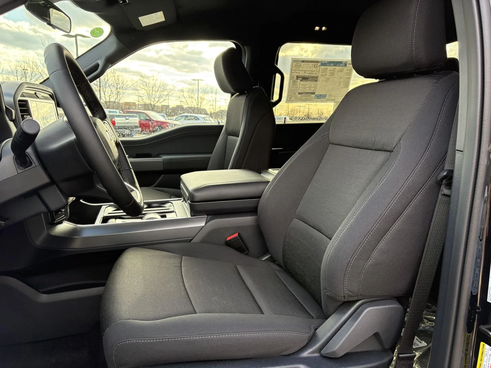 New 2026 Agate Black Metallic Ford XLT image 16